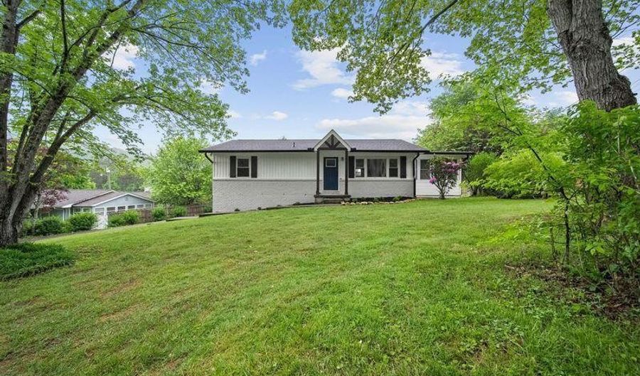 3925 Bud McMillan Rd, Knoxville, TN 37924 - 3 Beds, 2 Bath