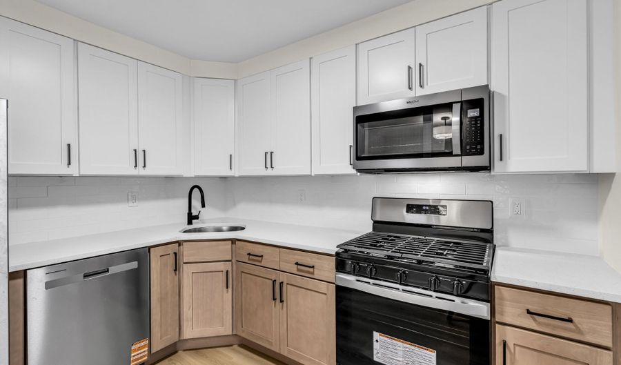 104 Dundee Ct, Aberdeen, NJ 07747 - 2 Beds, 2 Bath