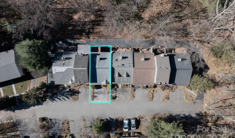 38 Wildwood Ave, Asheville, NC 28804 - 2 Beds, 2 Bath