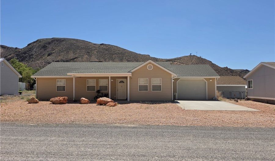 5 Love Ln, Caliente, NV 89008 - 3 Beds, 2 Bath