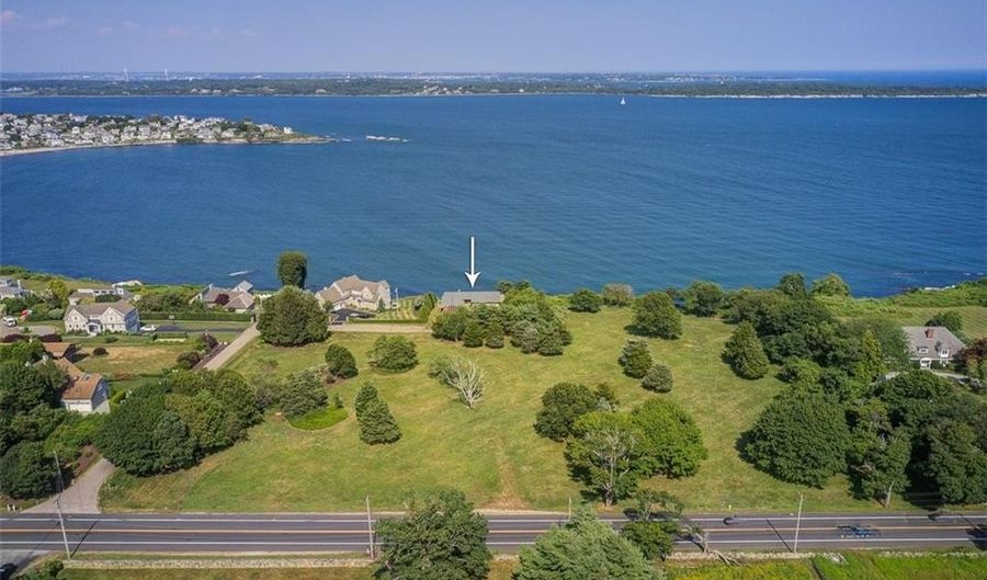 727 Boston Neck Rd, Narragansett, RI 02882 - 5 Beds, 5 Bath