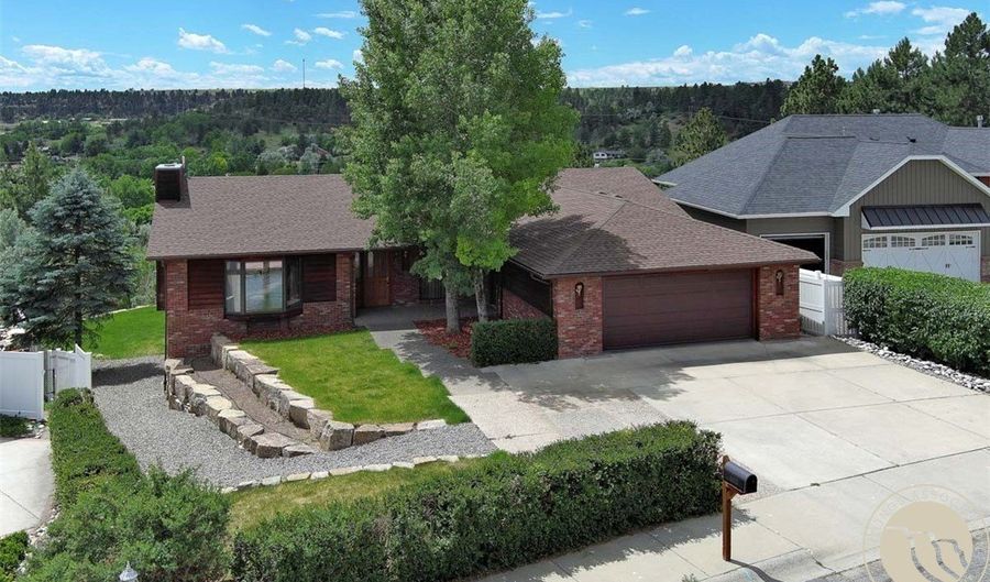 862 Senora Ave, Billings, MT 59105 - 4 Beds, 3 Bath