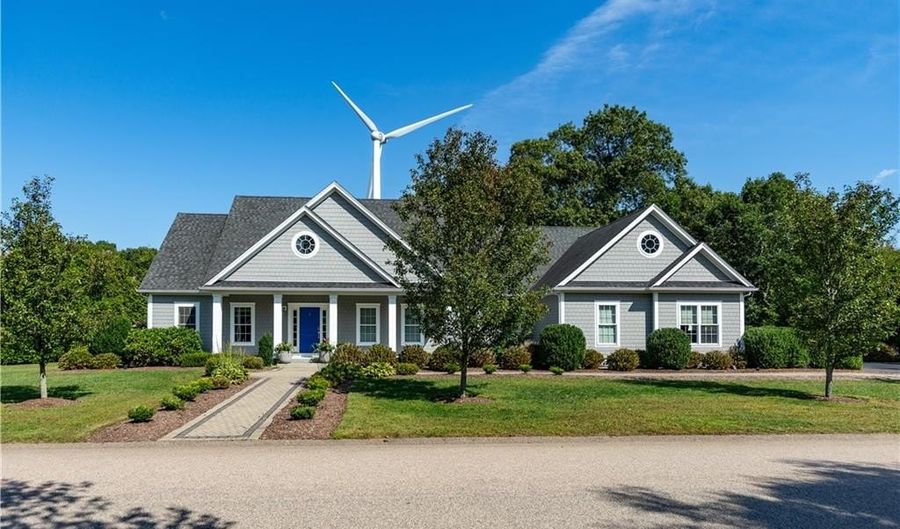 201 Rodman Ln, North Kingstown, RI 02852 - 4 Beds, 4 Bath