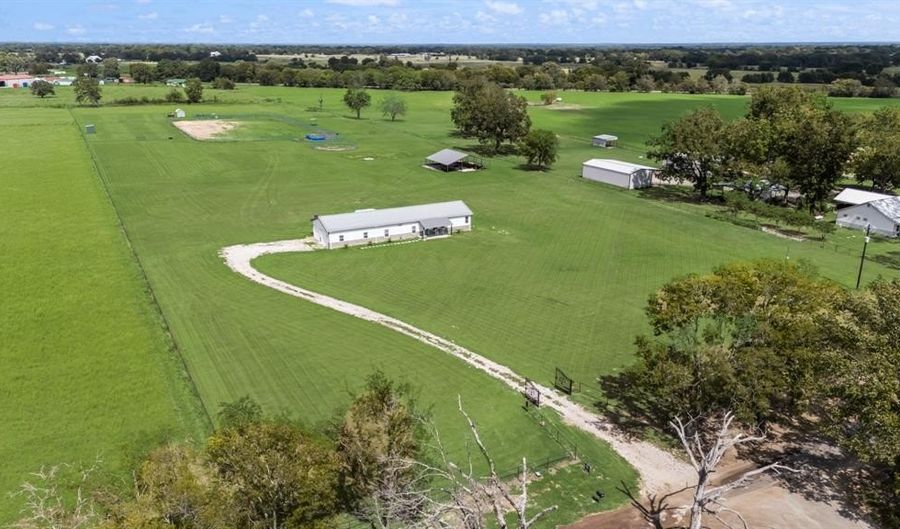 550 Rs County Road 2370, Alba, TX 75410 - 3 Beds, 2 Bath