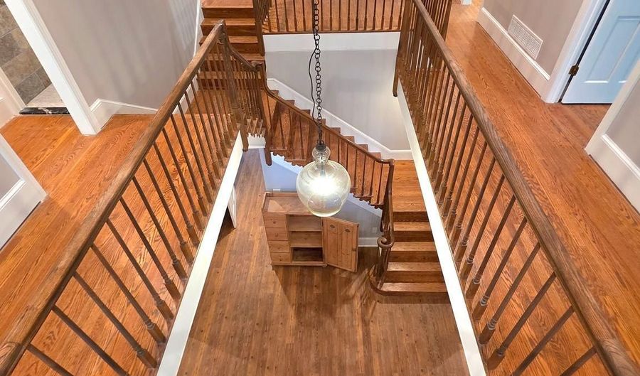 11429 ASSATEAGUE Rd, Berlin, MD 21811 - 5 Beds, 3 Bath