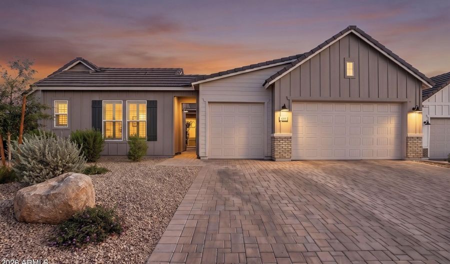 4231 E DESERT VISTA Trl, Cave Creek, AZ 85331 - 3 Beds, 3 Bath