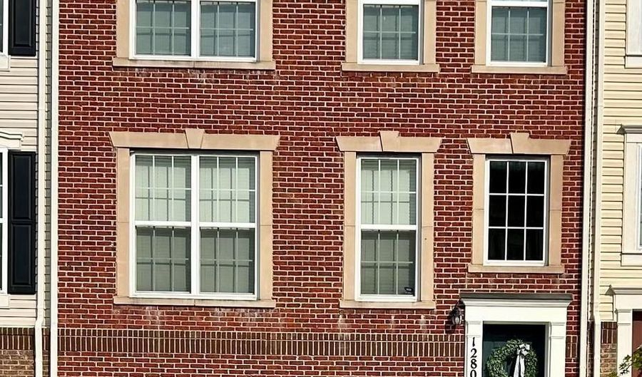12807 RUSTIC ROCK Ln, Beltsville, MD 20705 - 3 Beds, 4 Bath