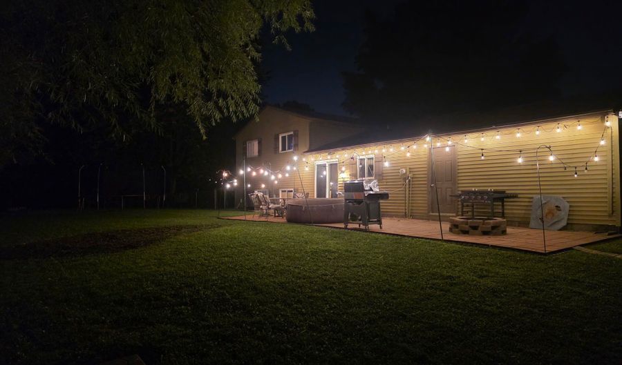 7834 Burr Oak Ct, Indianapolis, IN 46217 - 4 Beds, 2 Bath