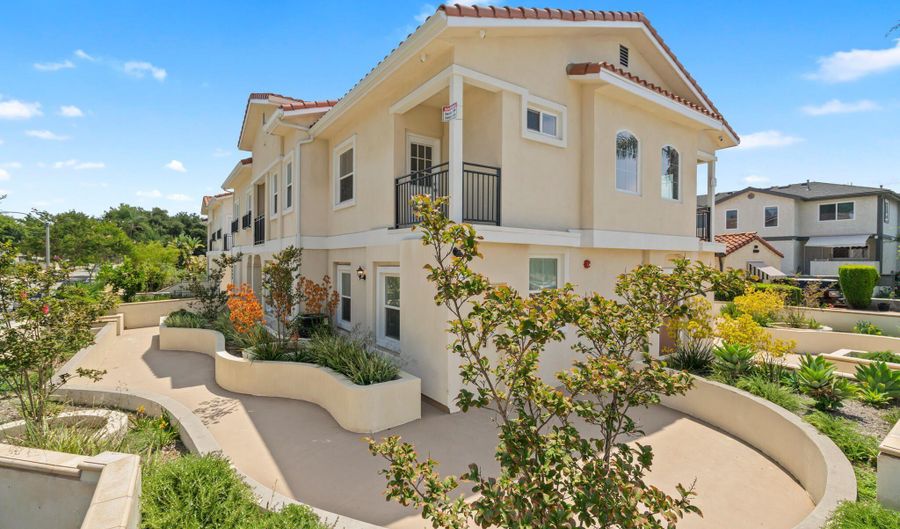 300 E Alhambra Rd A, Alhambra, CA 91801 - 2 Beds, 3 Bath
