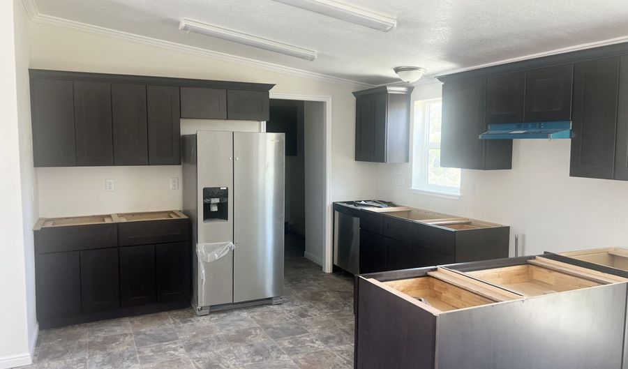 2710 Indiana Ave, Elko, NV 89801 - 4 Beds, 2 Bath