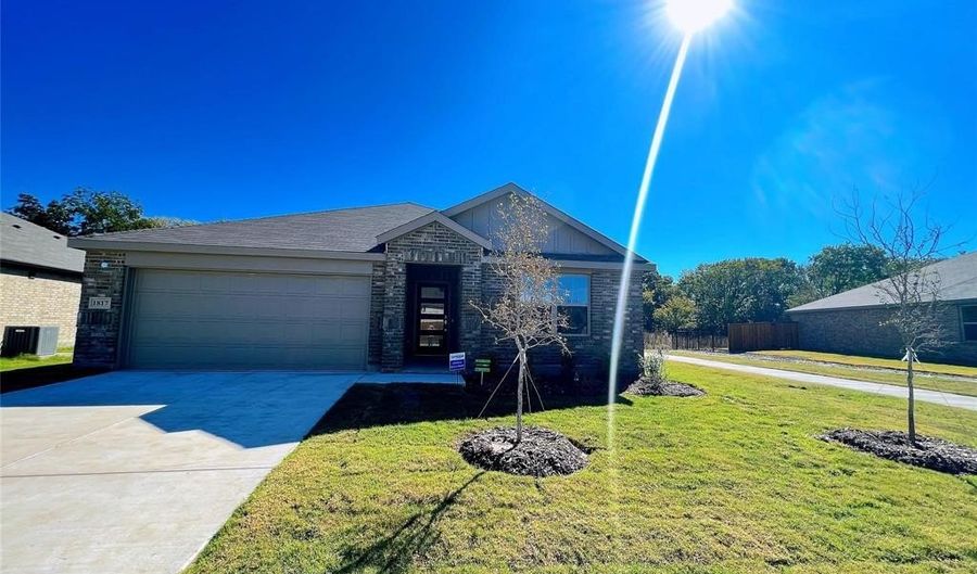 1817 Saint James Place Ln, Anna, TX 75409 - 4 Beds, 2 Bath