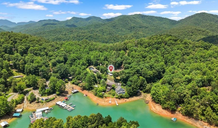 197 Lakeview Dr, Almond, NC 28771 - 2 Beds, 1 Bath