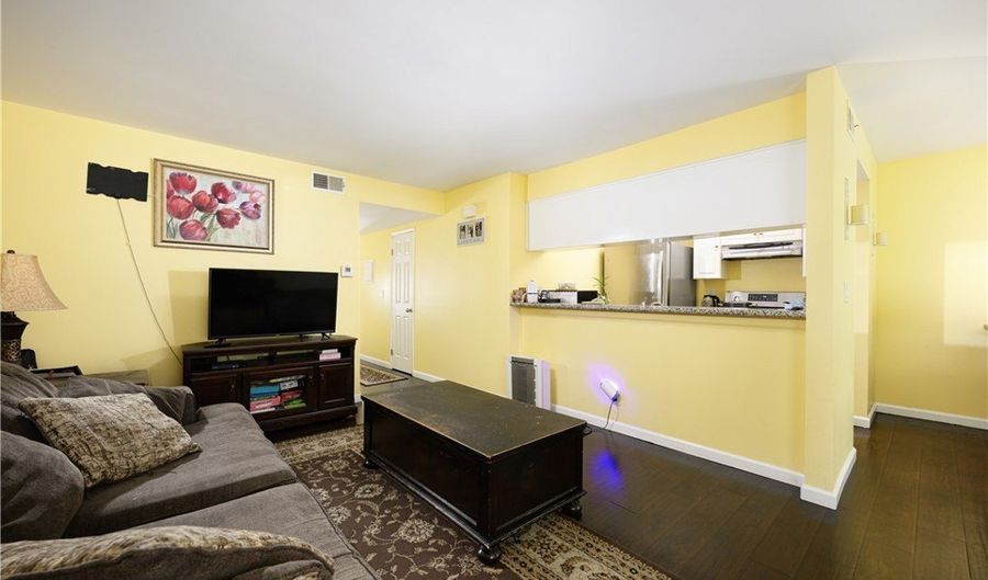 2325 Highbury Ave 59, Los Angeles, CA 90032 - 2 Beds, 2 Bath