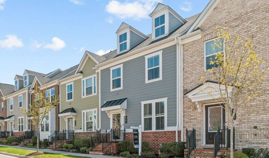 6247 ISLINGTON St, Baltimore, MD 21220 - 4 Beds, 5 Bath