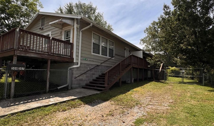 507 Lillian St, Benton, AR 72015 - 4 Beds, 2 Bath