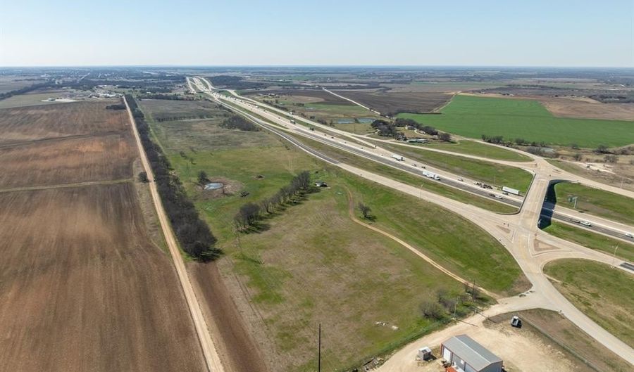 Tbd I-35, Abbott, TX 76621 - 0 Beds, 0 Bath