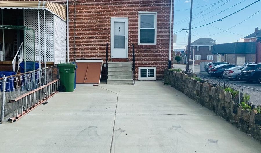 442 FOLCROFT St A, Baltimore, MD 21224 - 2 Beds, 2 Bath