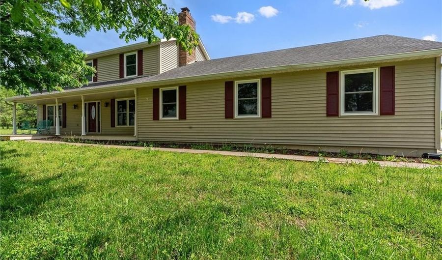 19707 E STATE ROUTE A N/A, Archie, MO 64725 - 6 Beds, 3 Bath