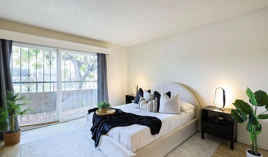 7700 Parkway Dr 2, La Mesa, CA 91942 - 2 Beds, 2 Bath