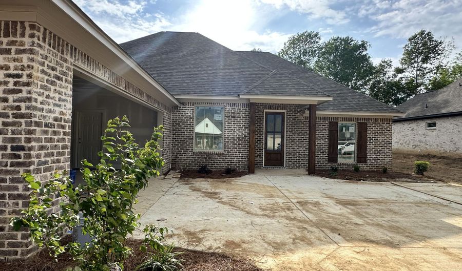 106 Porter Ridge Dr, Madison, MS 39110 - 3 Beds, 2 Bath