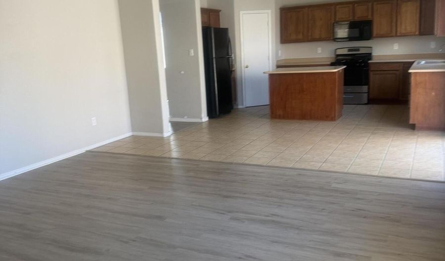10401 Pintado Ct NW, Albuquerque, NM 87114 - 3 Beds, 3 Bath