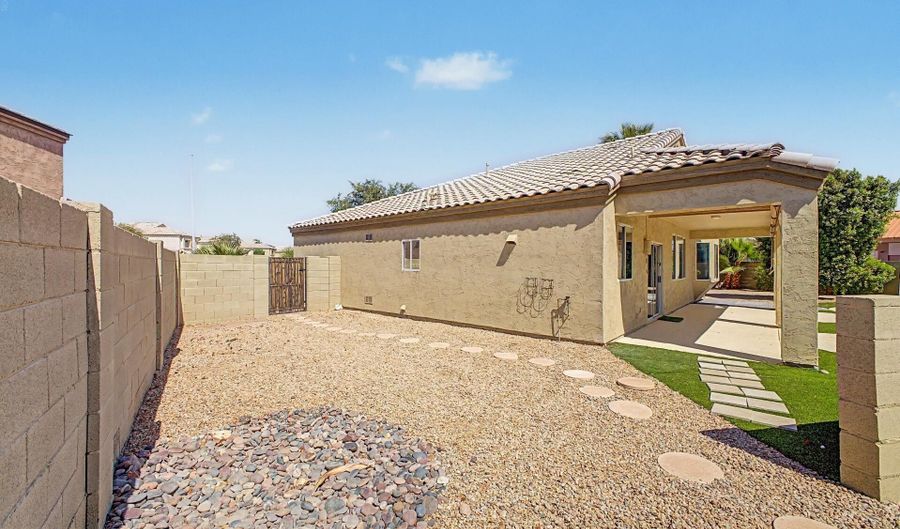 791 W KENT Pl, Chandler, AZ 85225 - 3 Beds, 2 Bath
