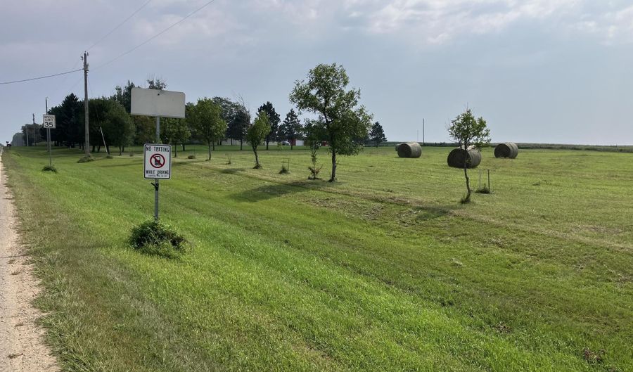 2911 24th Ave, Aberdeen, SD 57401 - 0 Beds, 0 Bath