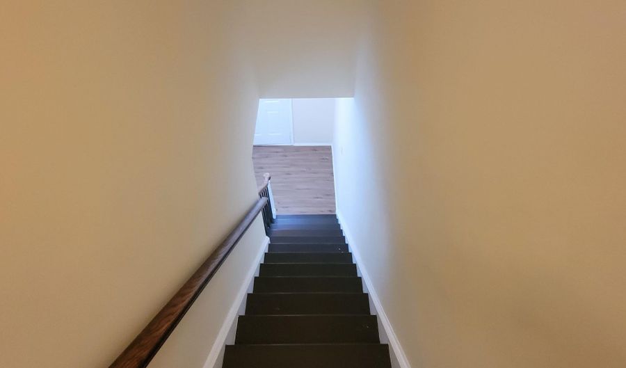 174 Edinburgh Ct, Aberdeen, NJ 07747 - 3 Beds, 3 Bath