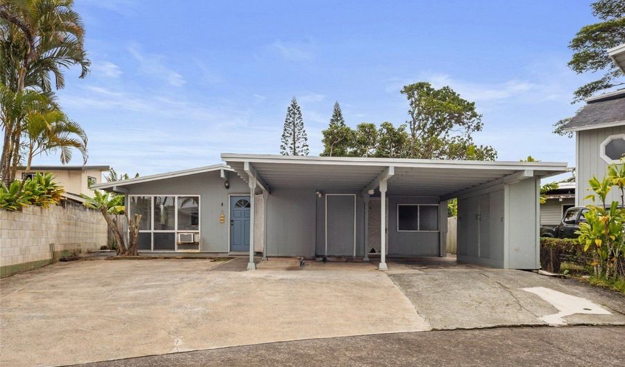 2317 Akiki Pl, Pearl City, HI 96782 - 6 Beds, 5 Bath