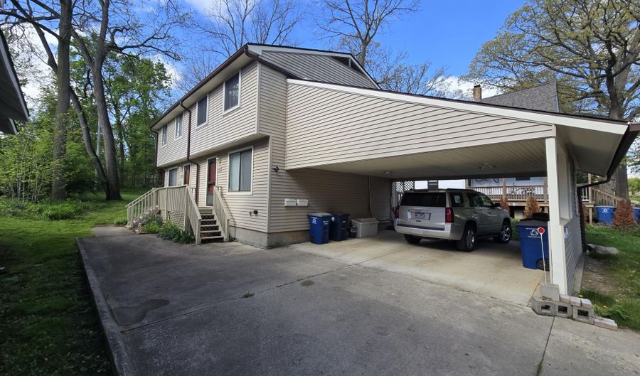1707 Dexter Ave, Ann Arbor, MI 48103 - 2 Beds, 2 Bath