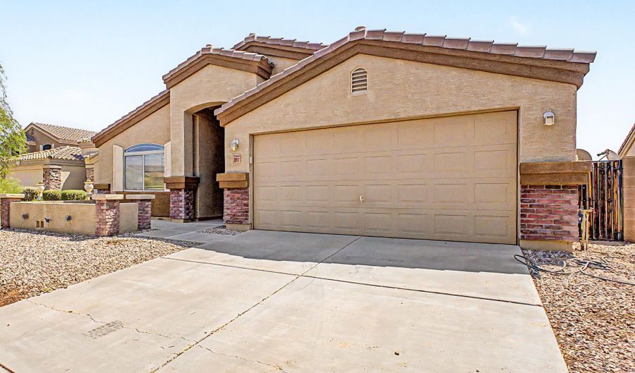 3970 N SPIRIT Pl, Casa Grande, AZ 85122 - 4 Beds, 2 Bath
