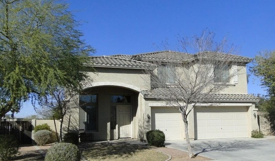 2520 S DRAGOON Dr, Chandler, AZ 85286 - 5 Beds, 4 Bath