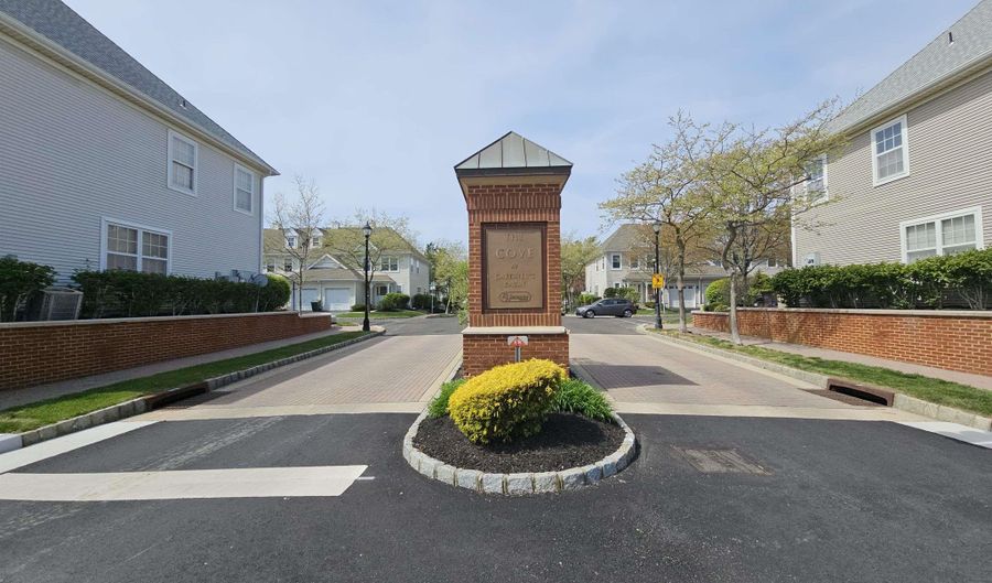 2 Anchorage Ct, Atlantic City, NJ 08401 - 3 Beds, 3 Bath