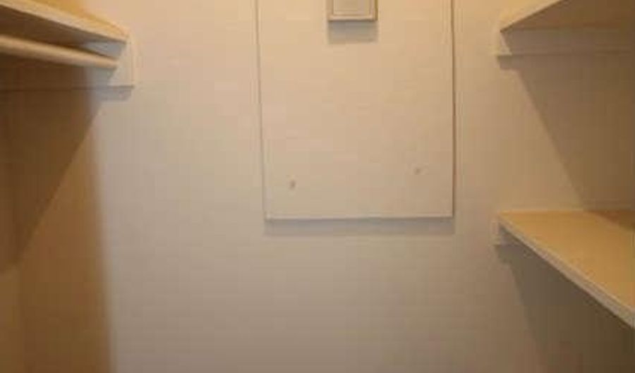 1121 ARLINGTON Blvd 445, Arlington, VA 22209 - 1 Beds, 1 Bath