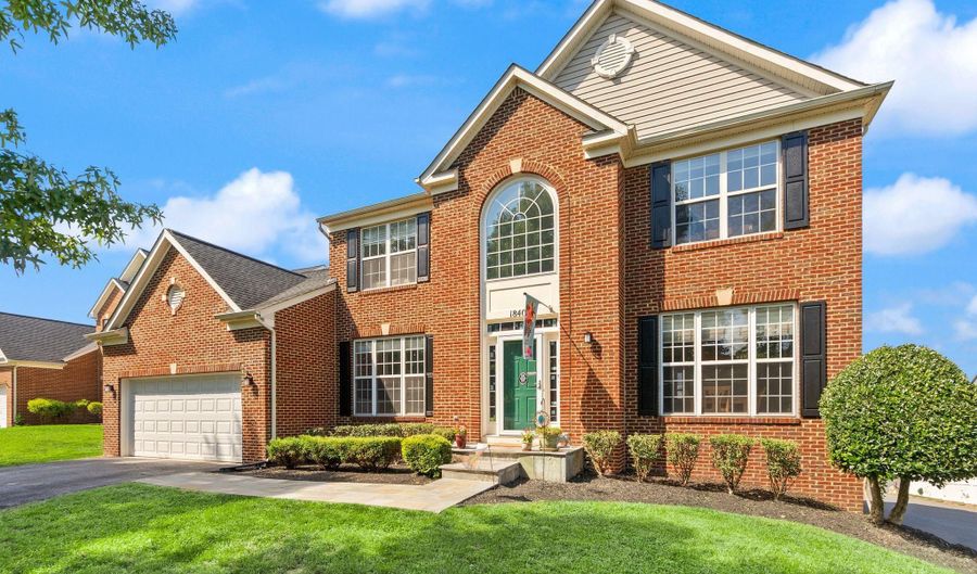 18404 BRIGHT PLUME Ter, Boyds, MD 20841 - 5 Beds, 4 Bath