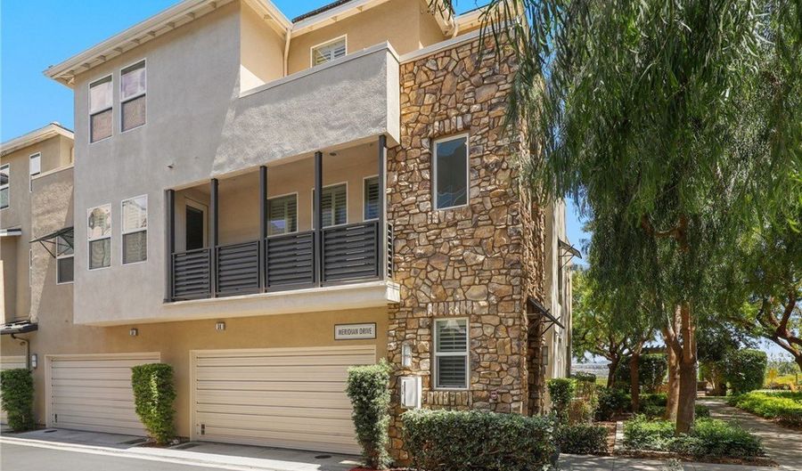 56 Meridian Dr, Aliso Viejo, CA 92656 - 2 Beds, 3 Bath