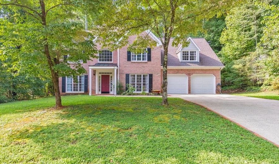 5485 Brookstone Dr NW, Acworth, GA 30101 - 5 Beds, 3 Bath