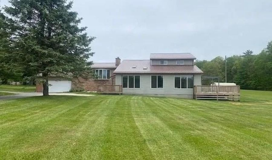 2856 Grandview Rd, Beaver, WV 25813 - 5 Beds, 4 Bath