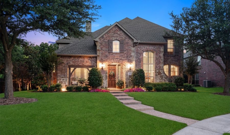 901 Crestmoor Dr, Allen, TX 75013 - 4 Beds, 4 Bath