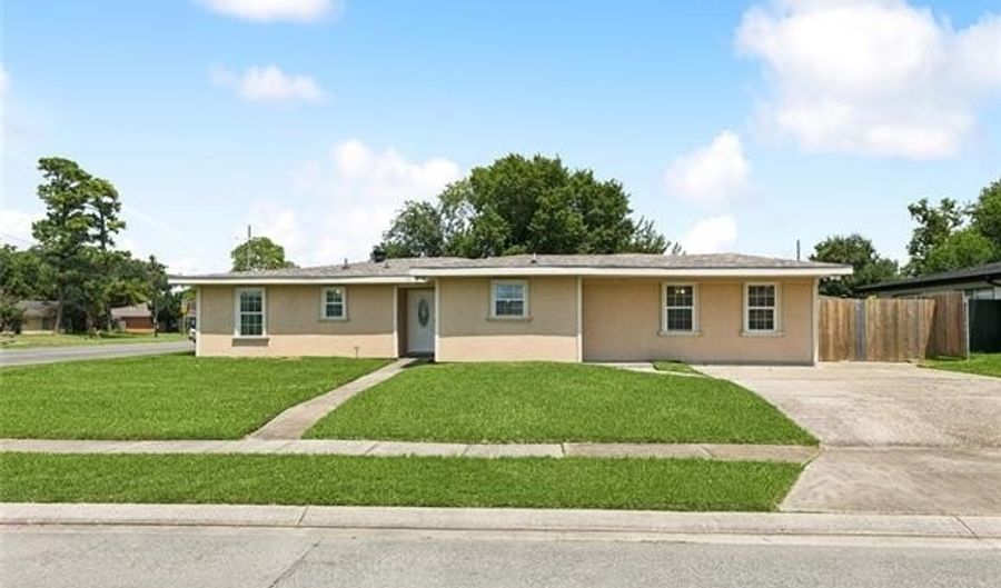10101 DREUX Ave, New Orleans, LA 70127 - 3 Beds, 2 Bath