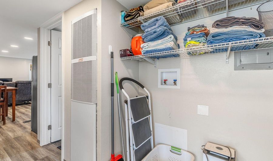 1283 Poplar Dr, Arcata, CA 95521 - 2 Beds, 2 Bath