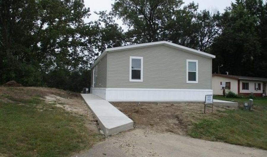 12710 Granger Ct 323, Apple Valley, MN 55124 - 3 Beds, 2 Bath