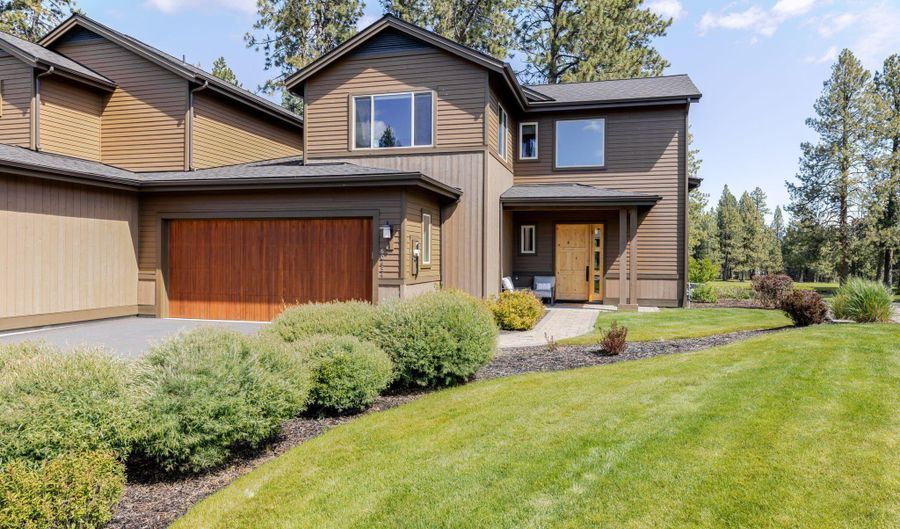 60454 Kangaroo Loop, Bend, OR 97702 - 3 Beds, 4 Bath