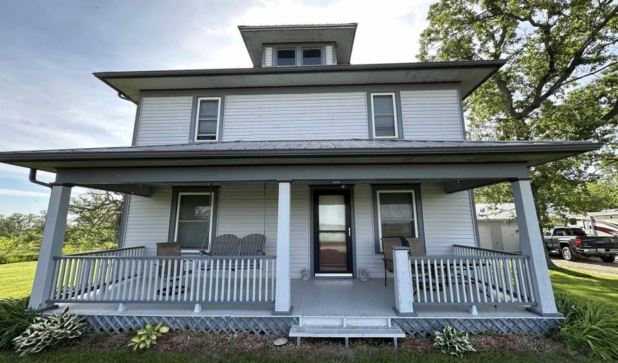 9691 Competine Rd, Agency, IA 52533 - 4 Beds, 2 Bath