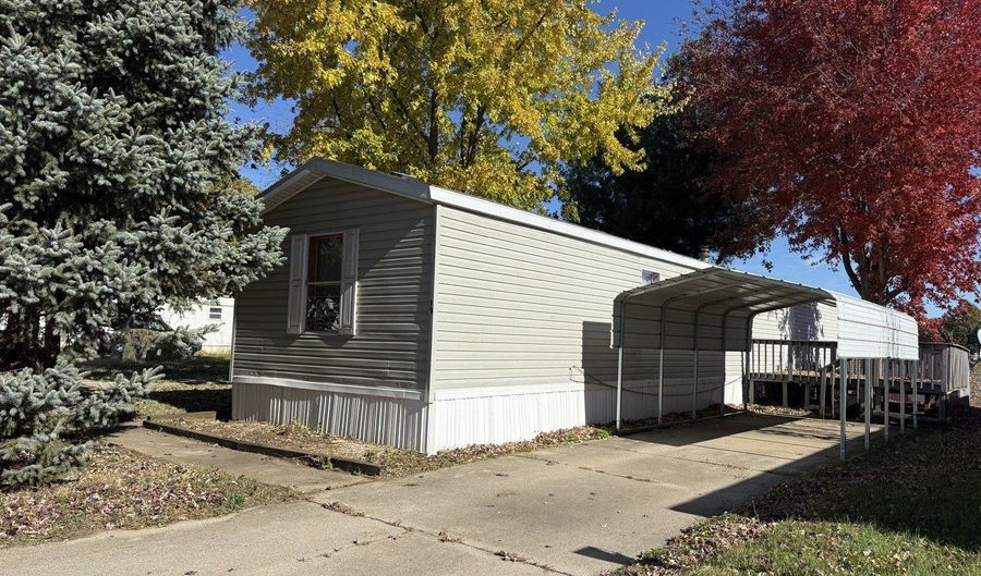 16 W Wasson Rd 19, Amboy, IL 61310 - 3 Beds, 1 Bath