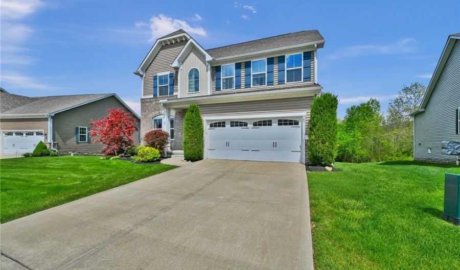 165 Lakeland Way, Aurora, OH 44202 - 3 Beds, 3 Bath