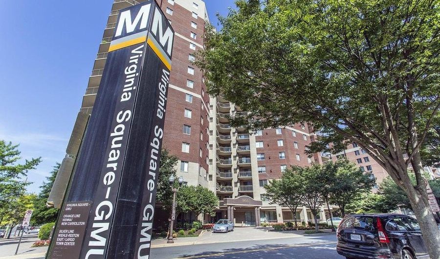 901 N MONROE St 313, Arlington, VA 22201 - 1 Beds, 1 Bath