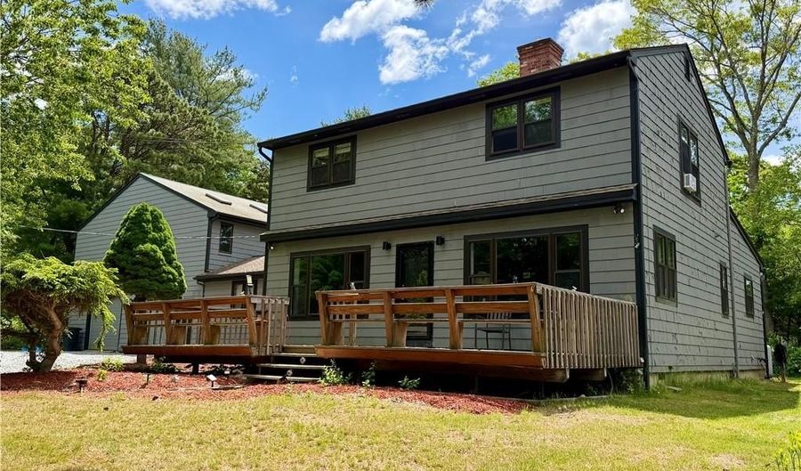 5 Buoy St, Jamestown, RI 02835 - 3 Beds, 2 Bath