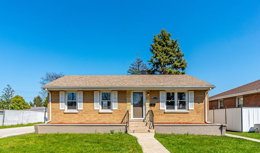1213 N Irving Ave, Berkeley, IL 60163 - 3 Beds, 2 Bath
