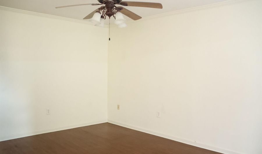 10298 W Winston Ave #8, Baton Rouge, LA 70809 - 2 Beds, 2 Bath